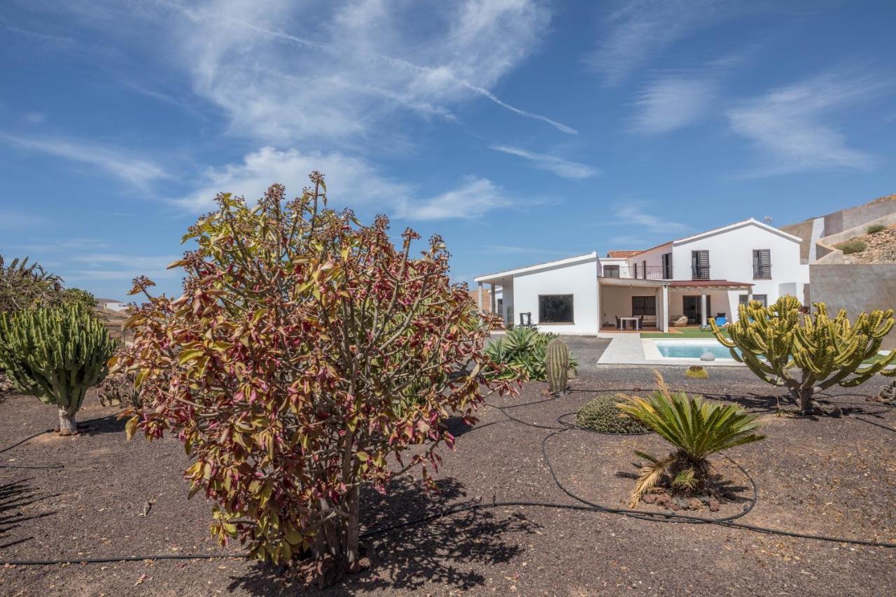 Villa Selena Pájara エクステリア 写真